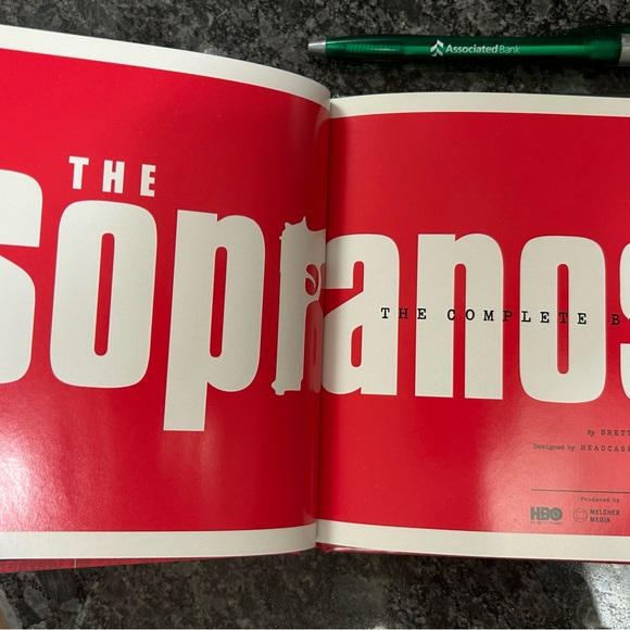 The Sopranos The Complete Book hardcover book - Picture 2 of 5